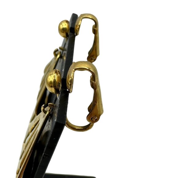 Vintage Gold Tone Geometric Clip On Earrings Jewelry Accessory - Picture 7 of 11